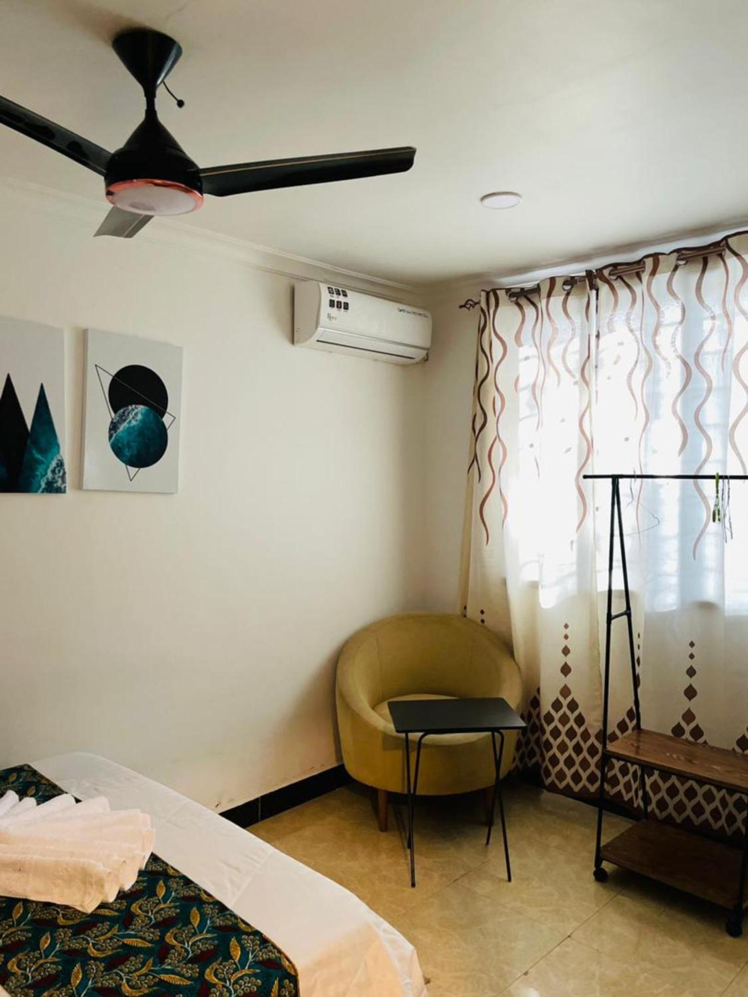 The Baobab Homestay Додома Екстер'єр фото