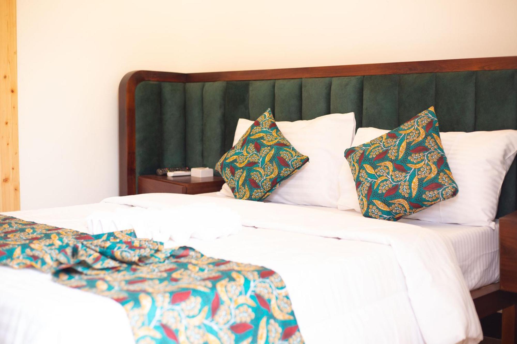 The Baobab Homestay Додома Екстер'єр фото